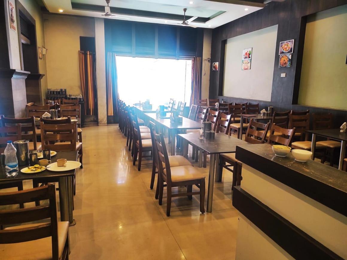 Hotel Sham Suman, Kolhapur- Opposite To Mahalaxmi Temple Buitenkant foto