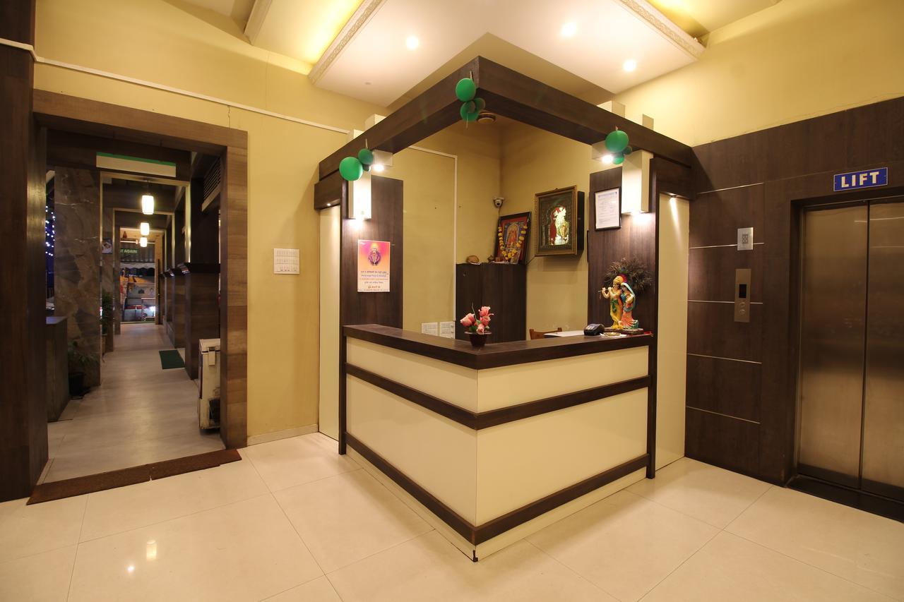 Hotel Sham Suman, Kolhapur- Opposite To Mahalaxmi Temple Buitenkant foto